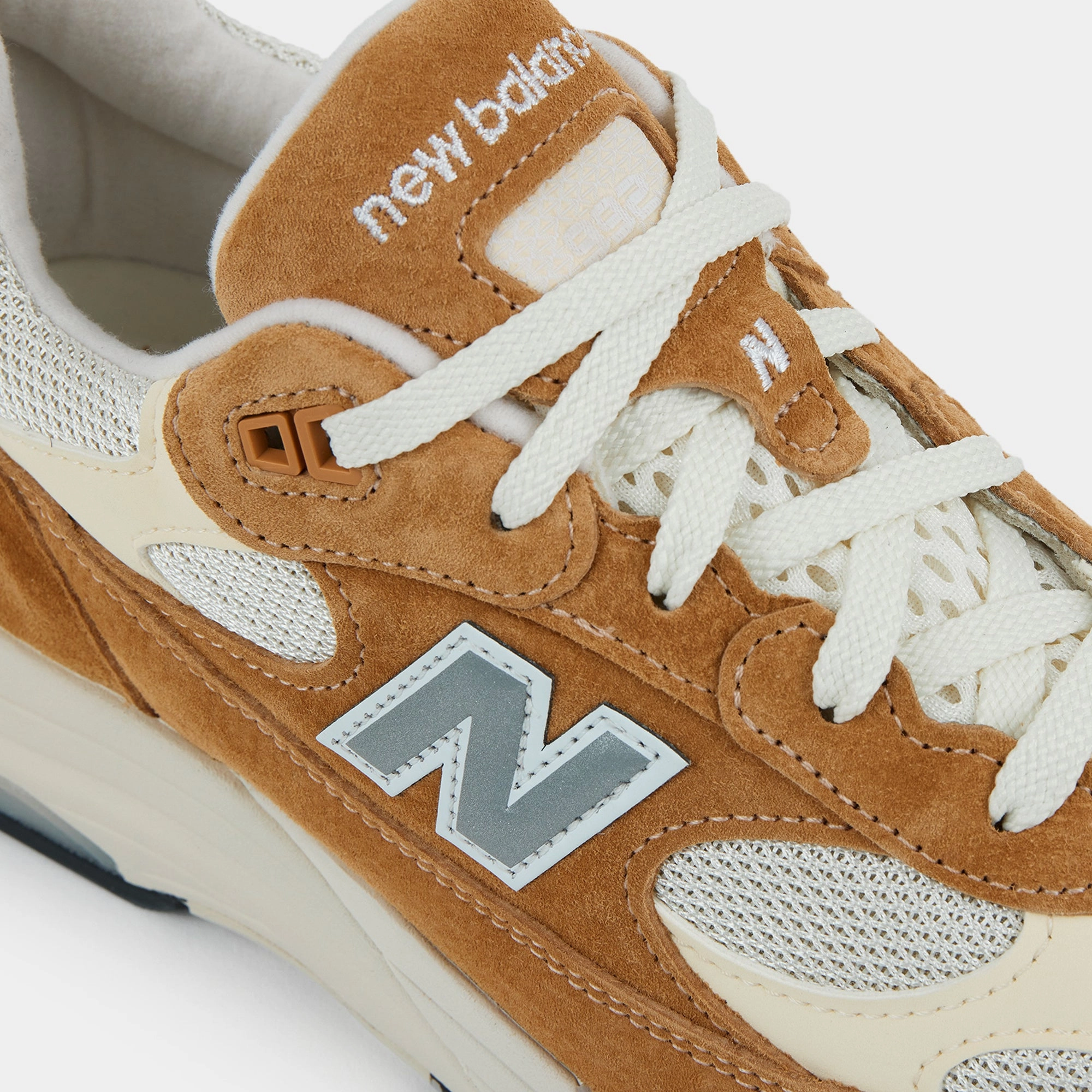 moisture - wicking shoes Airflow Channel Ventilation New Balance Mens Made In USA 992 Shoes