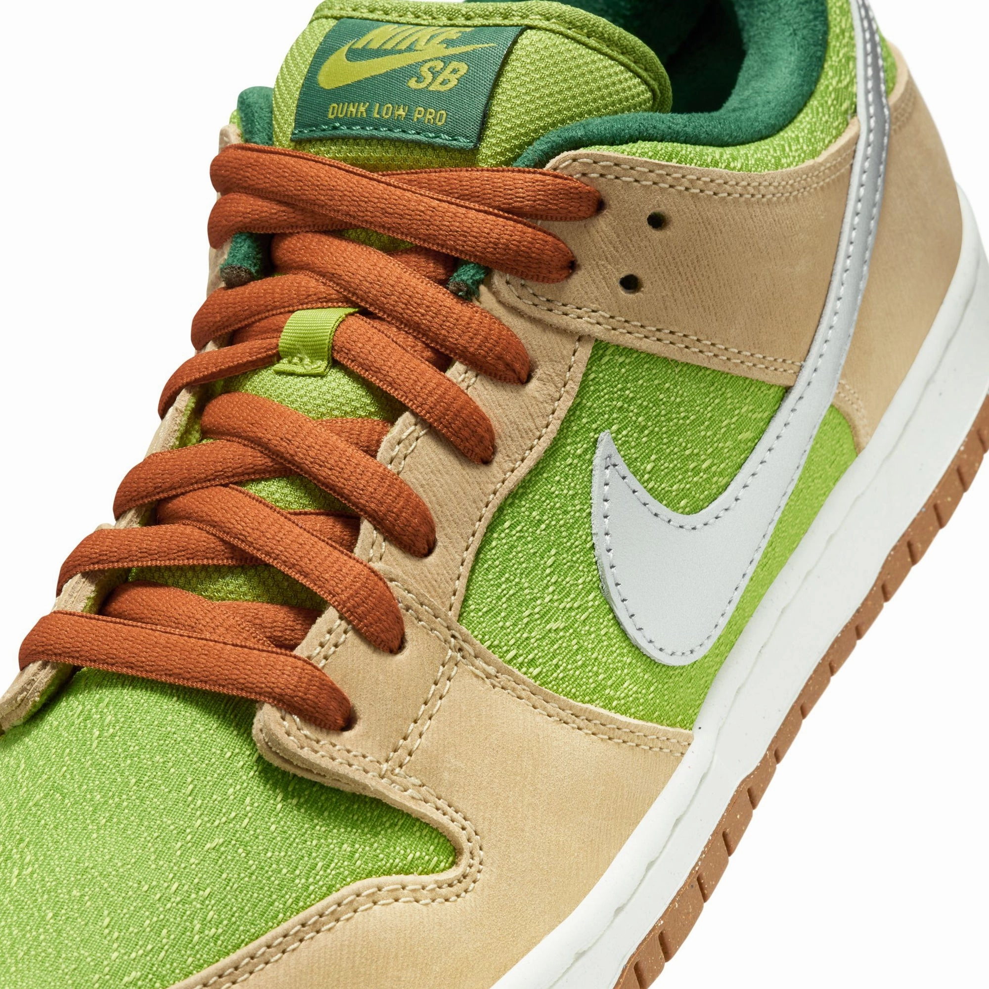 Nike SB Mens Dunk Low Pro WC "Escargot" Shoes Classic Charm