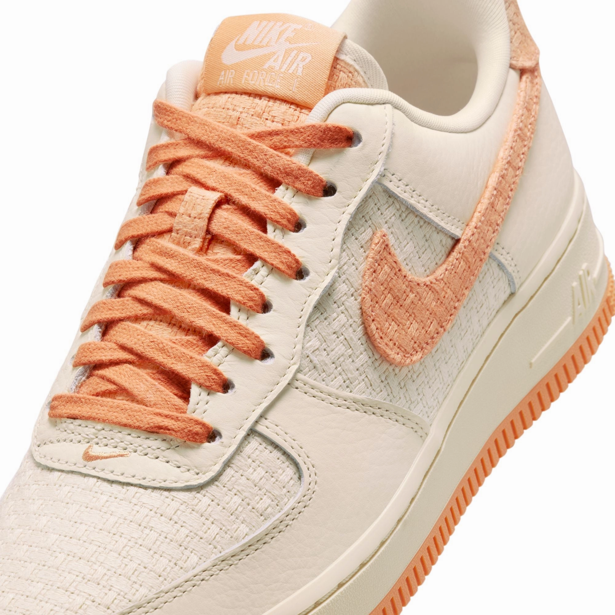 Nike Womens Air Force 1 '07 Shoes padded - feature shoes Anaerobic exercise