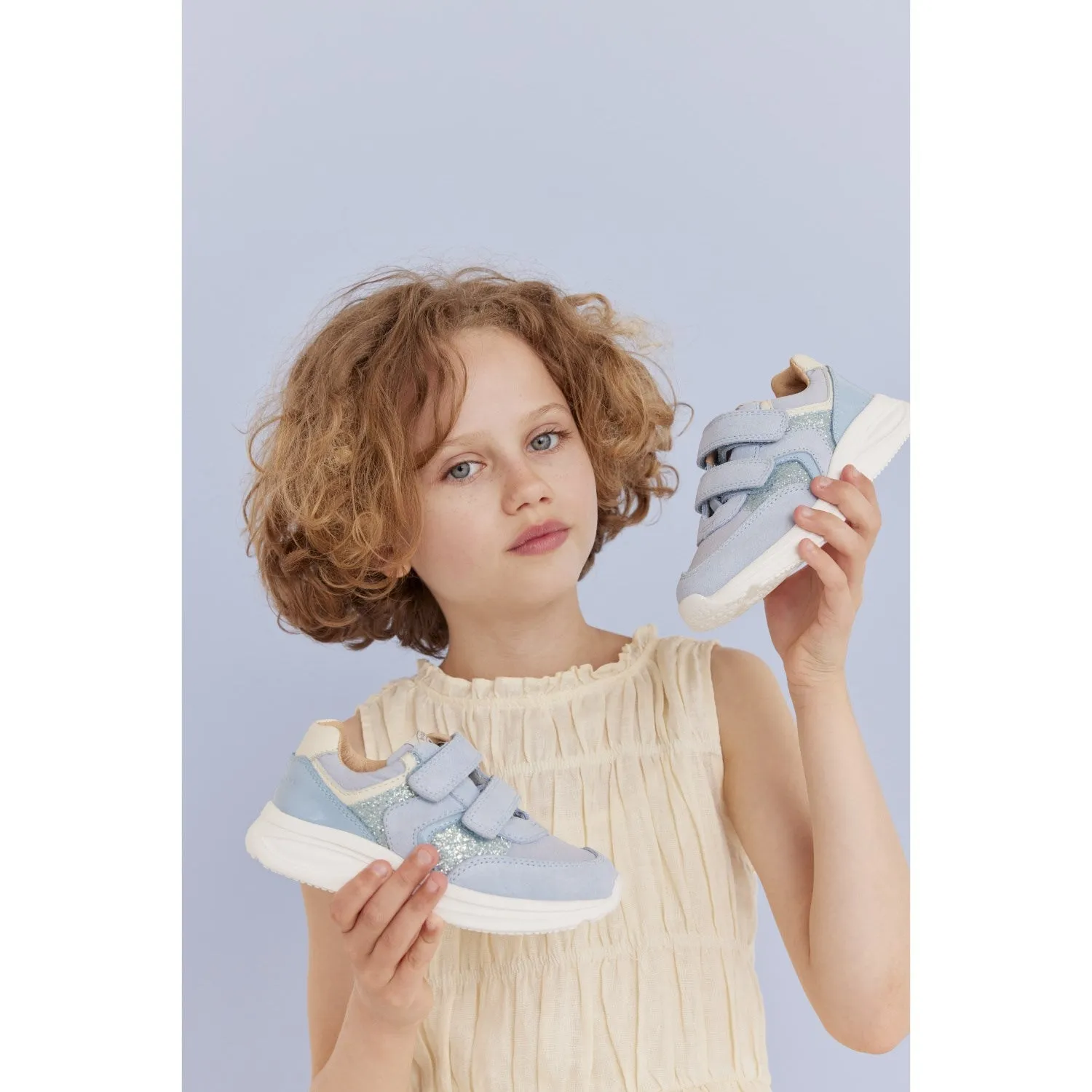 Bisgaard Sky Glitter Yuki Glitter Velcro Shoe Multi Terrain