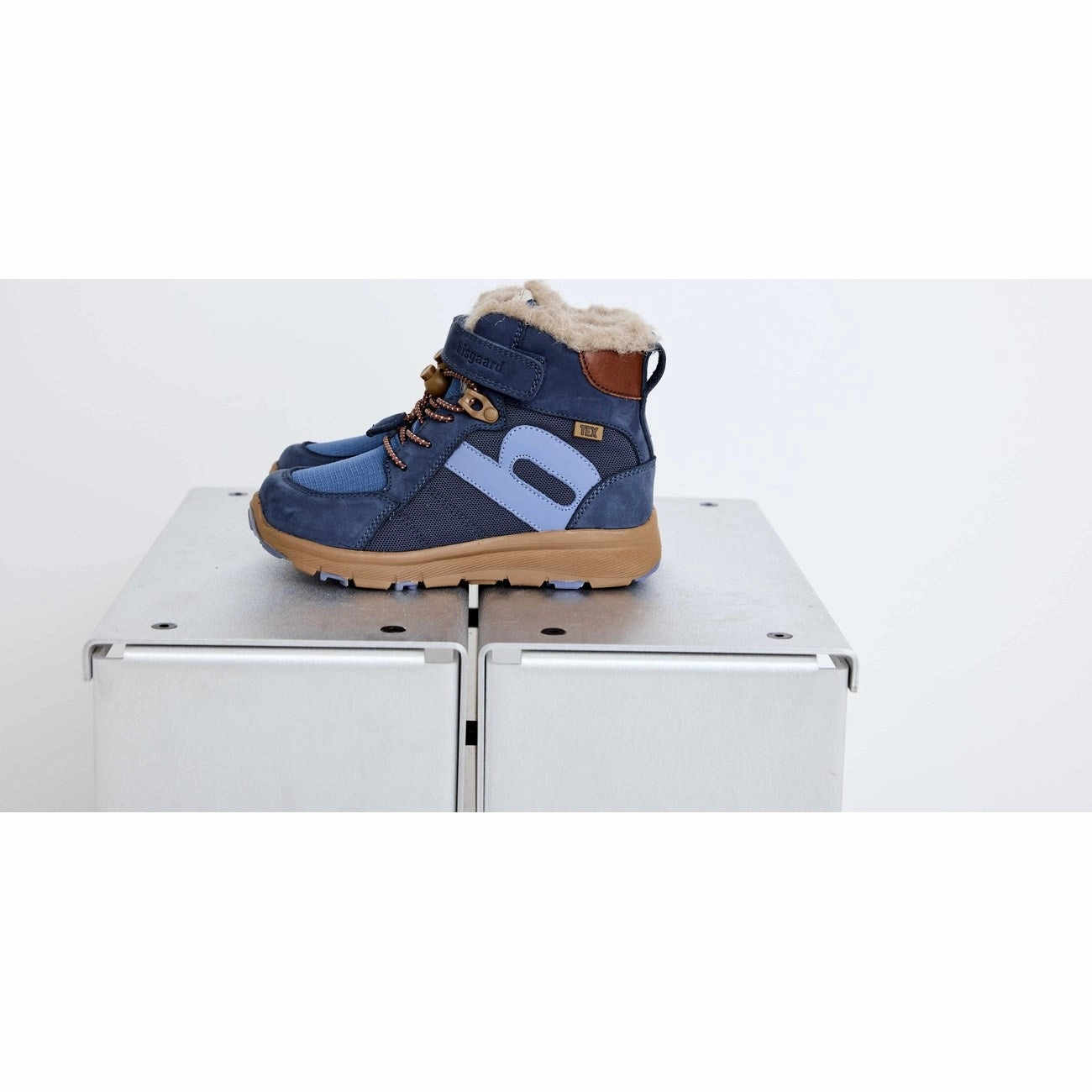 Compression Molded Sole Comfort Lining Cold Weather Commuter Bisgaard Navy Marlon Tex Tex