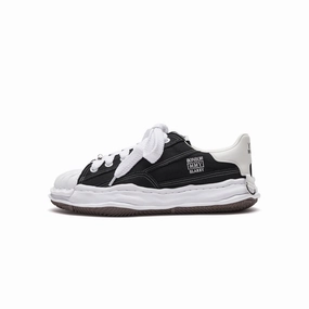 BonBom x Mihara Yasuhiro 'BLAKEY' Shoes Airflow Ventilation running with headphones