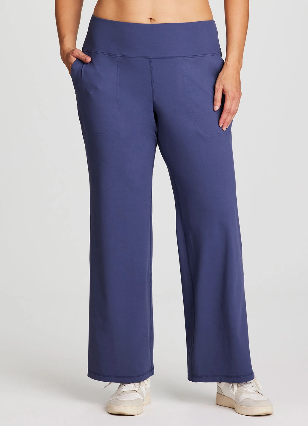 Soft Performance Plaid detail Plus Easy Living Bootcut Pant