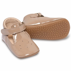 Chill Fit Shoes Pom Pom Indoor Shoes Ballerina T-bar Latte Patent