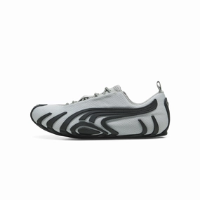 running in a wooden bridge area shoes Established Puma Mens Talon OG Shoes