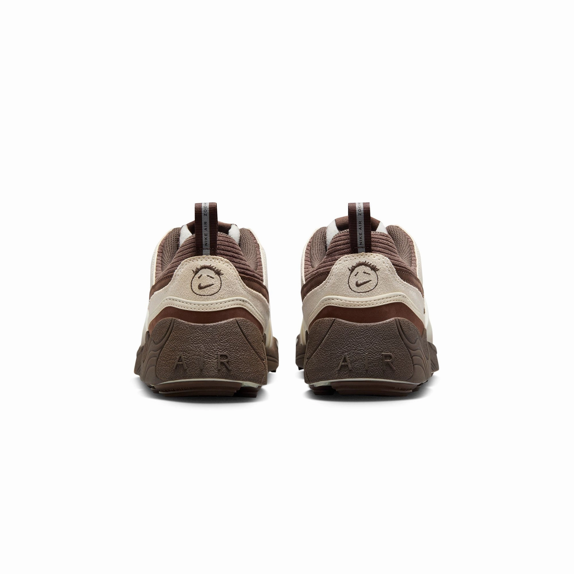 Nike x Travis Scott Mens Zoom Field Jaxx Shoes elegant shoe charm wedding - themed running shoes