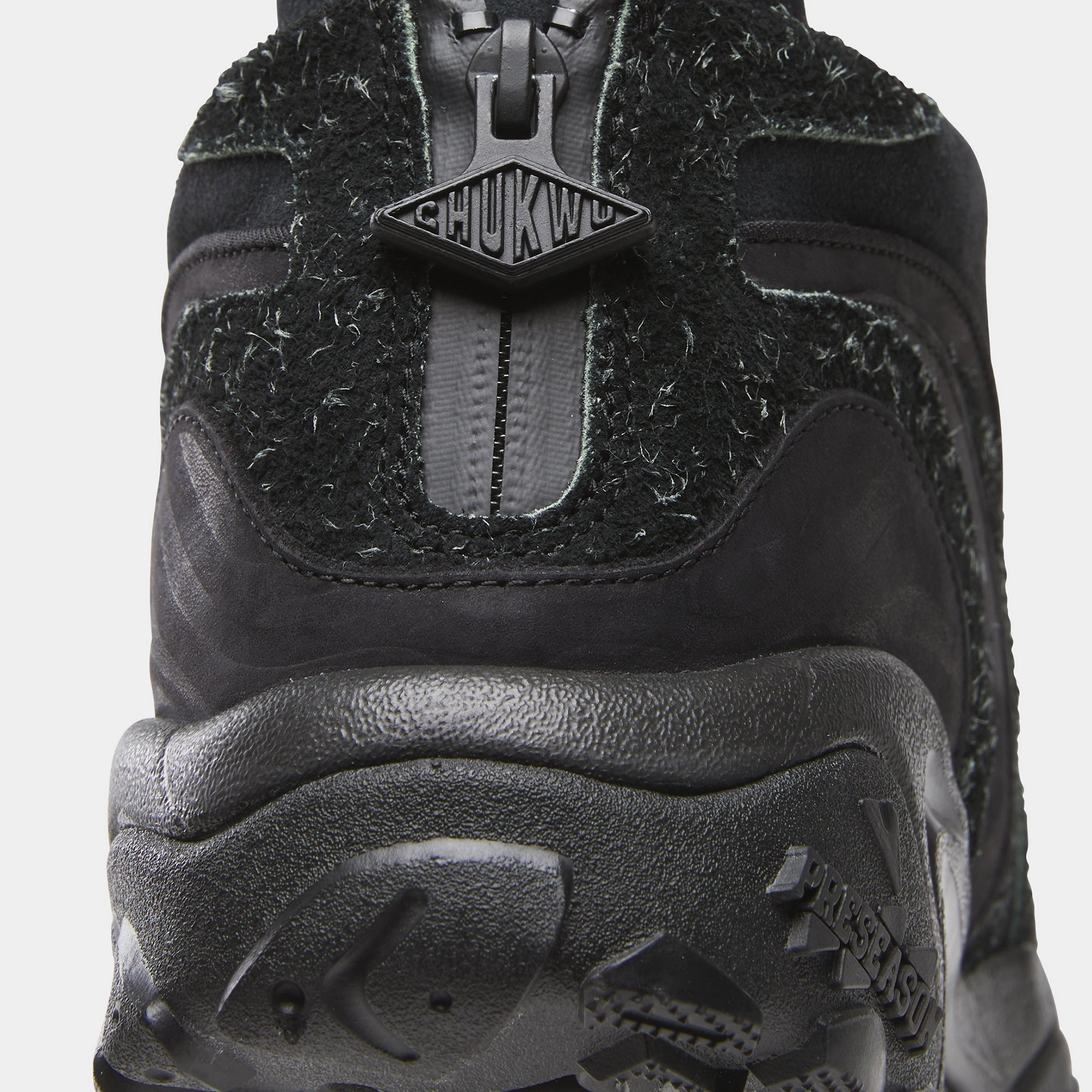 Reebok x Tobe Nwigwe Mens Chukwu OTU Shoes gravel - path running shoes Tensile Reinforcement