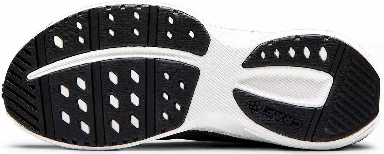 Craft Pro Endur Distance Mens Running Shoes - Grey Dynamic Response Foam running on a treadmill shoes