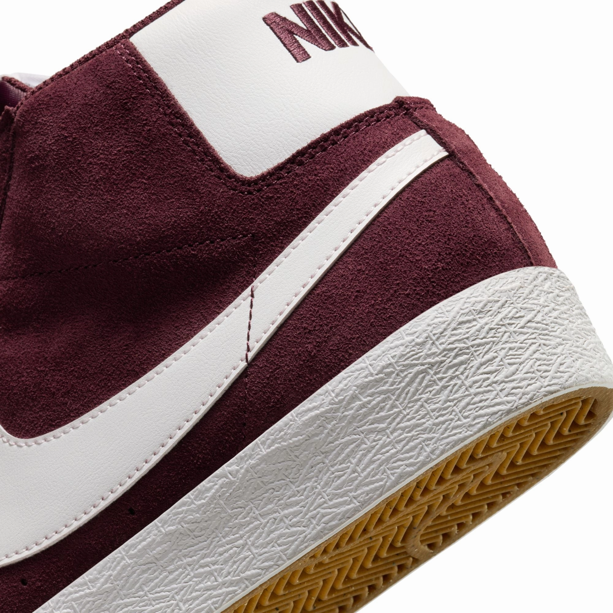 Nike SB Blazer Mid Burgundy Crush Shoes track shoes substitute Plush Collar
