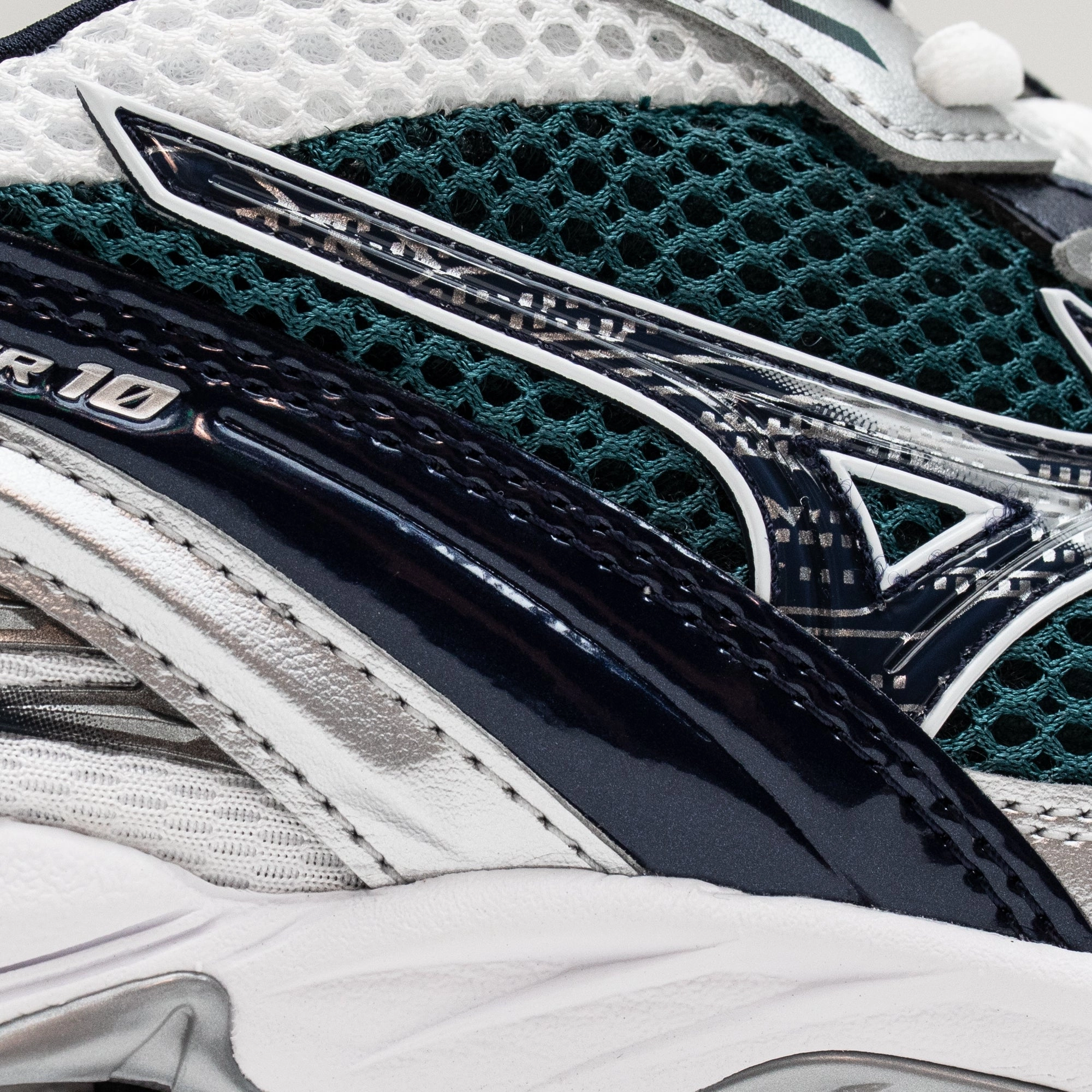 stretchable shoes Mizuno Mens Wave Rider 10 Shoes