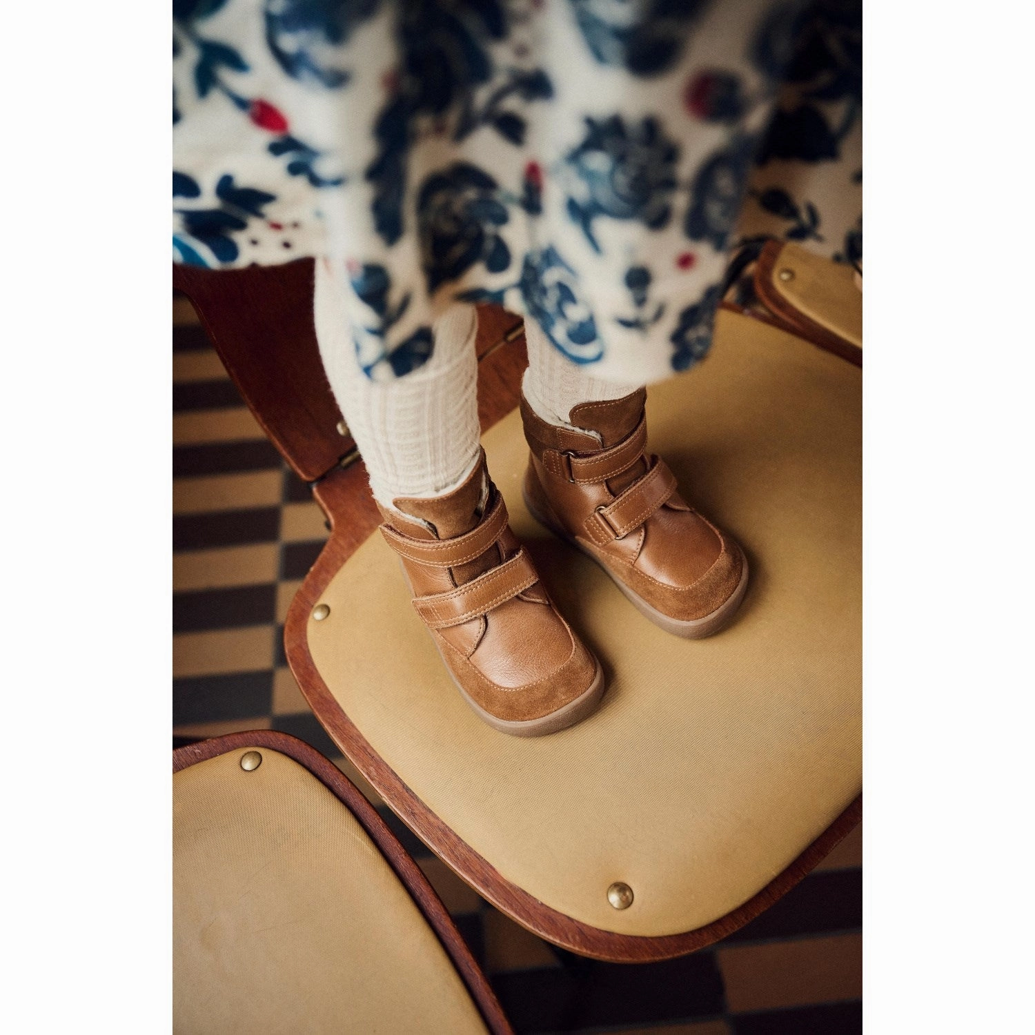 Water Wall Comfort Laces Bundgaard Cognac Basil