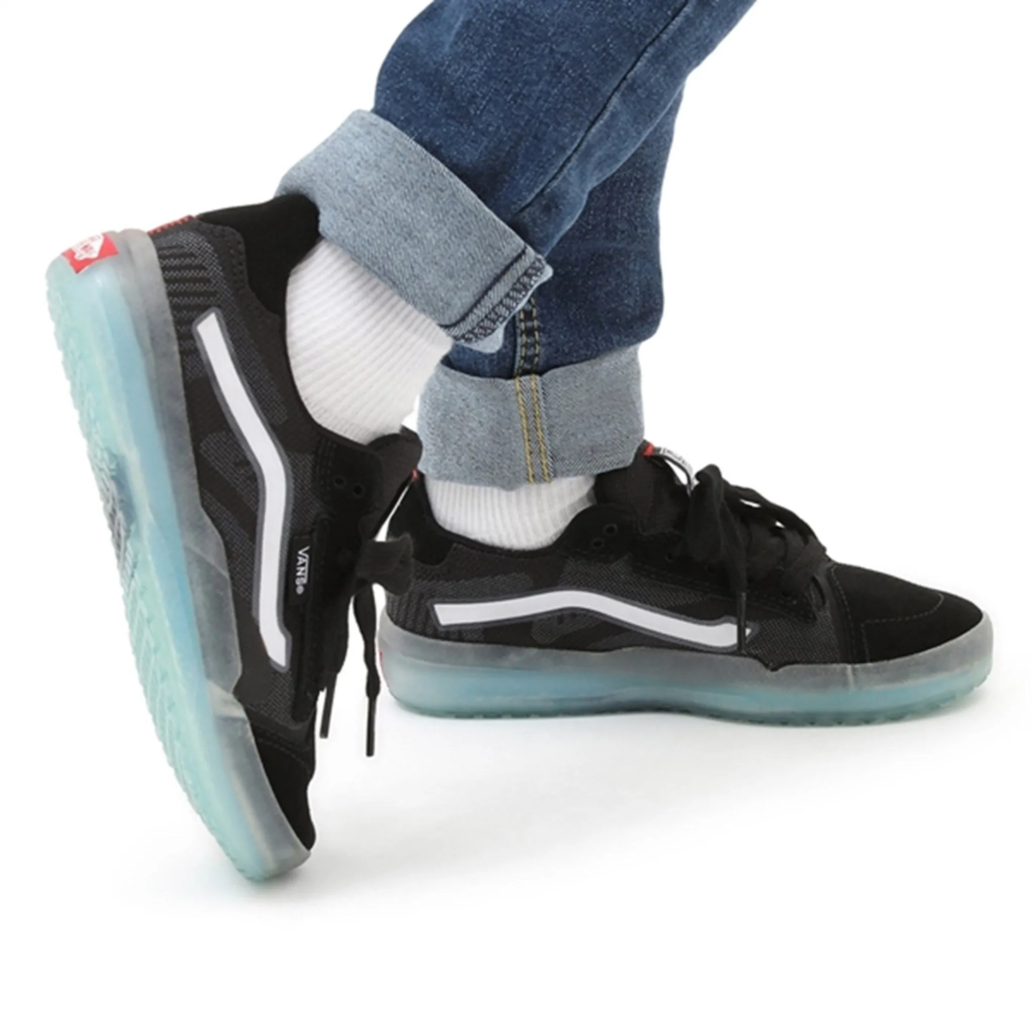 Quick Support VANS Evdnt Ultimatewaffle Black/White Shoes