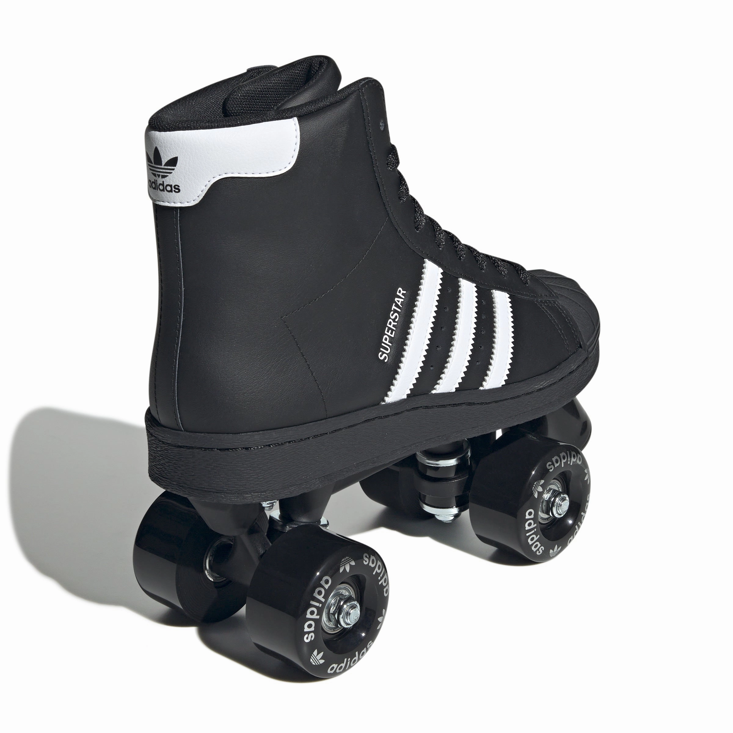 Anti Slip Outsole Technology Adidas Womens Superstar 82 Roller Skate Shoes