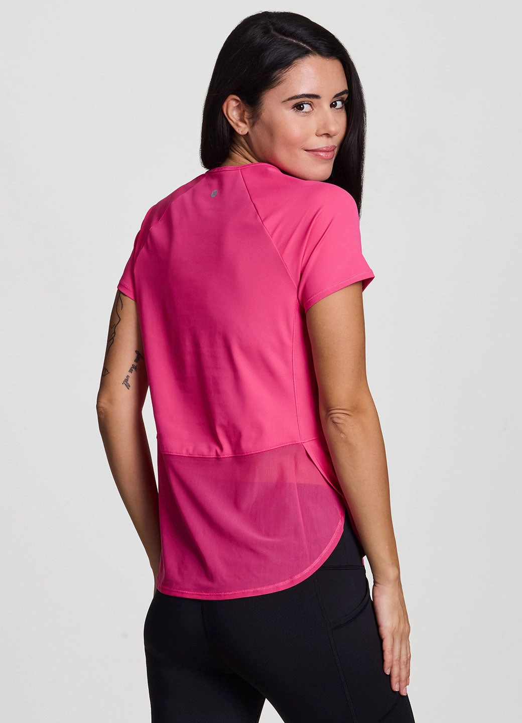 To The Core Mesh Tee Soft Touch Texture Weekend Wear