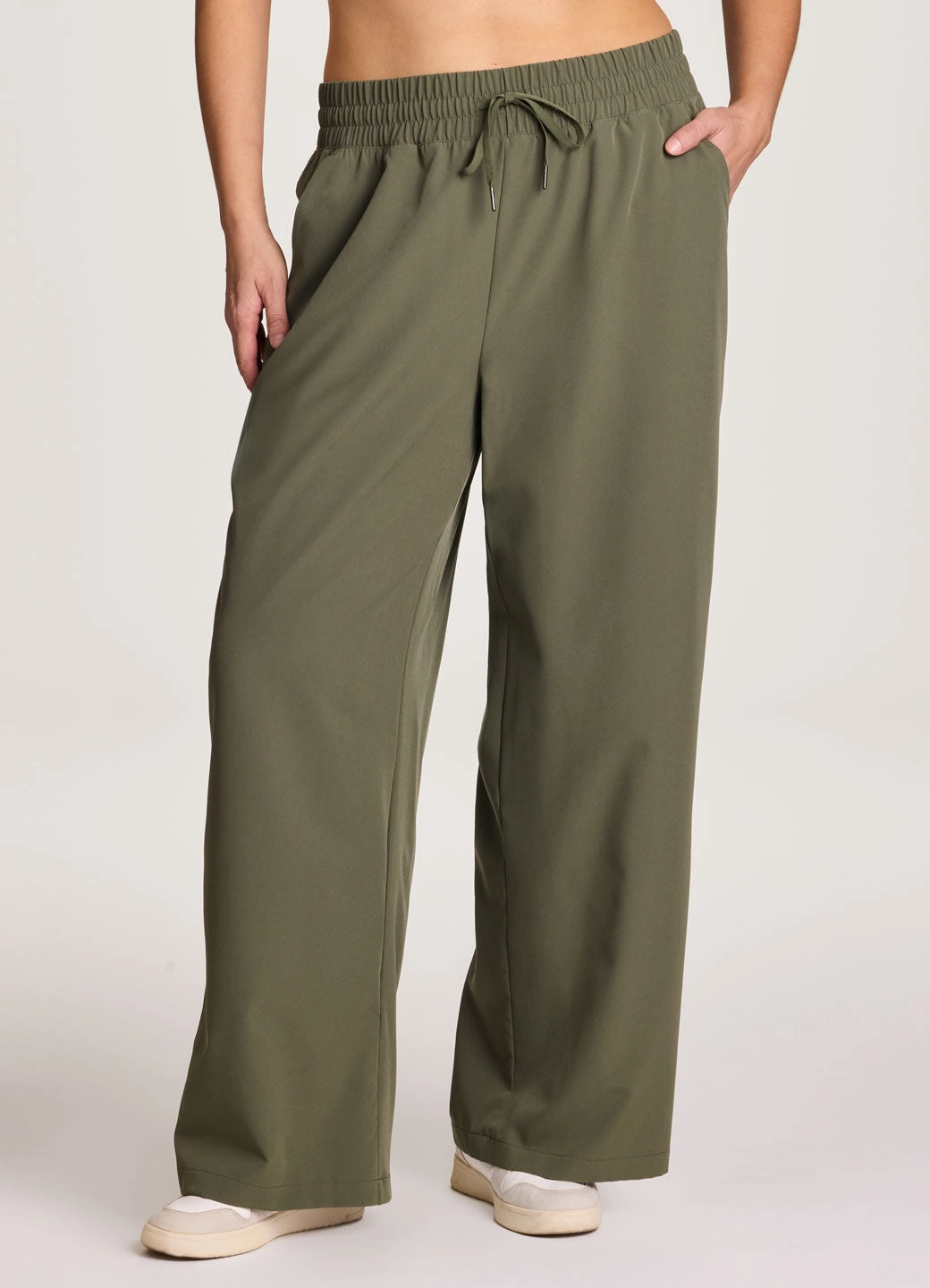 Seamless Waist Technology DoubleLayeredKnees Plus Jet Setter Wide Leg Pant
