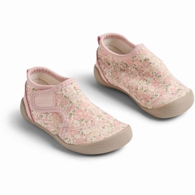 Relaxed Look Wheat Ivory Flower Meadow Beach Shoe Shawn