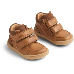 Wheat Cognac Prewalker Barry Ventilation Ports Flexible Midsole Design