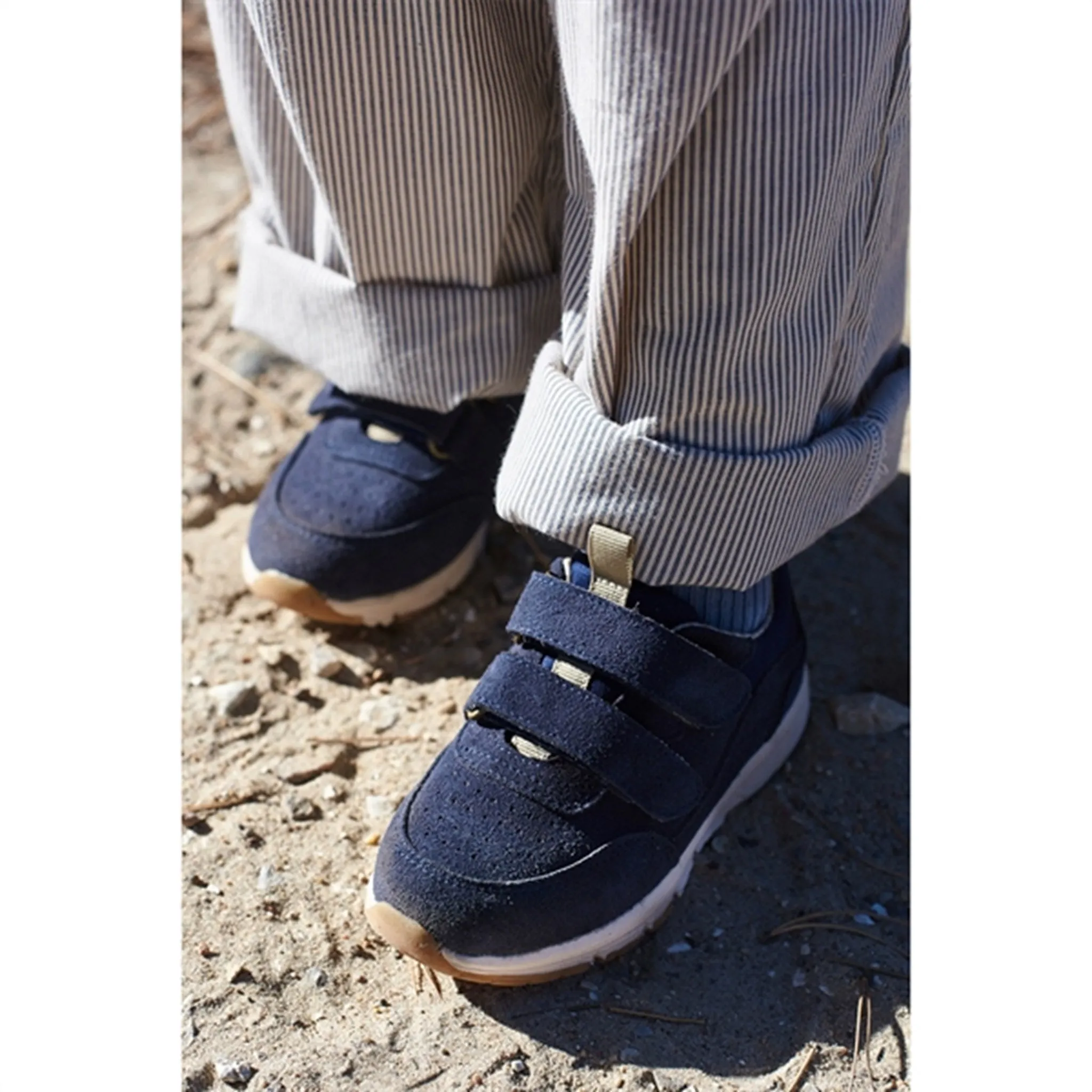 Slip Resistant Compound Wheat Tex Shoe Alin Navy