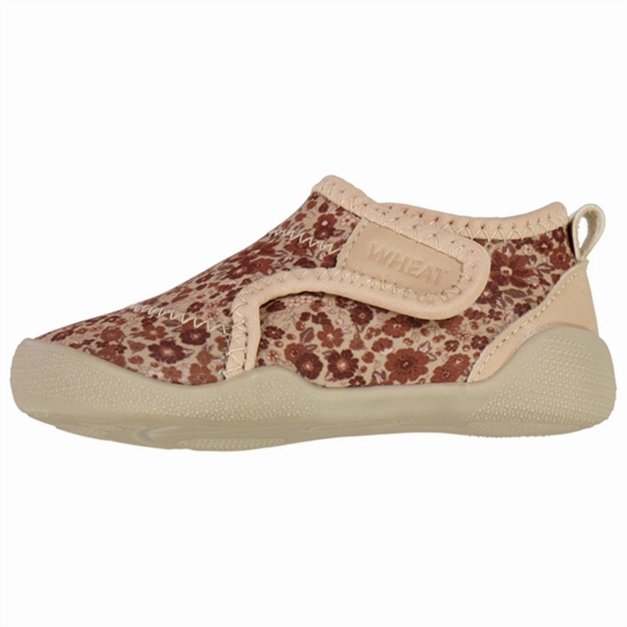 Wheat Swim Shoe Shawn Red Flower Meadow Stone Step